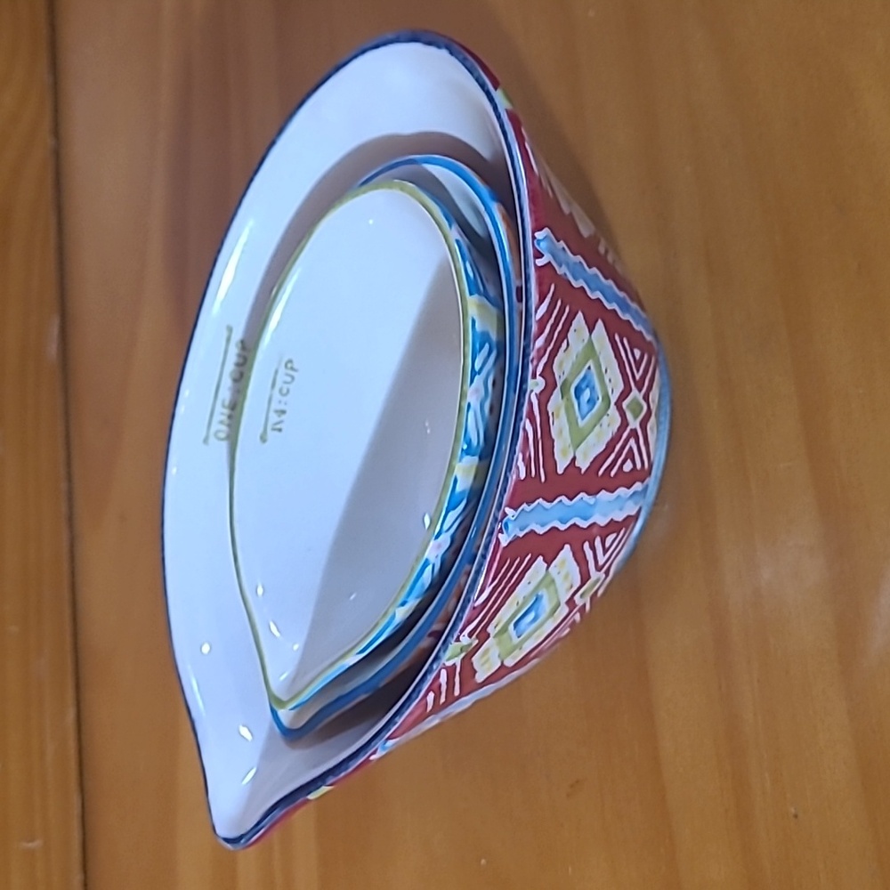 Hand Painted Ceramic Measuring Set - Picture 2 of 13
